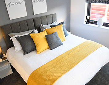 King Size Double Bed accommodation in Portree En Suite Bathroom WIFI